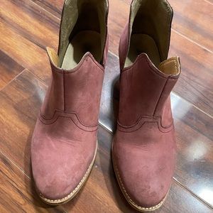 CAT booties size 8